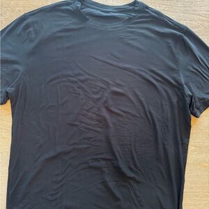 Vuori Men's Black Short Sleeve Strato Tee